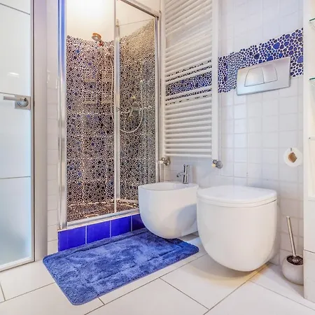 Comics & Cars - Themed Penthouse In Motor Valley Апартаменты