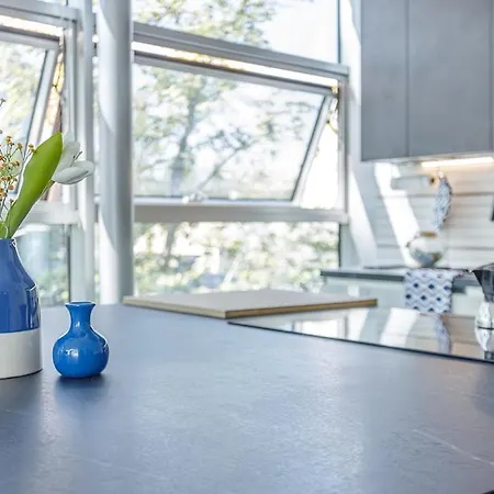 Comics & Cars - Themed Penthouse In Motor Valley * Модена