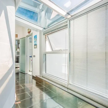 Comics & Cars - Themed Penthouse In Motor Valley * Модена