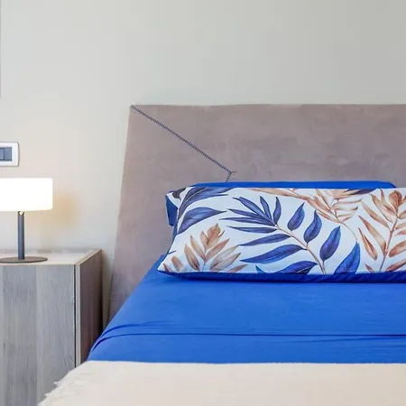 Апартаменты Comics & Cars - Themed Penthouse In Motor Valley Модена