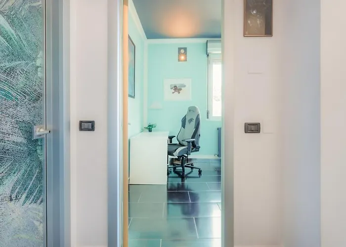 アパート Comics & Cars - Themed Penthouse In Motor Valley モデナ