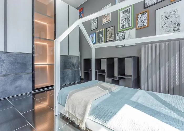 Comics & Cars - Themed Penthouse In Motor Valley アパート モデナ