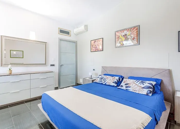 Comics & Cars - Themed Penthouse In Motor Valley Μόντενα