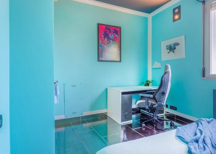 Comics & Cars - Themed Penthouse In Motor Valley Μόντενα